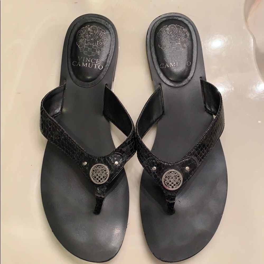 Black Vince Camuto size 9 sandals